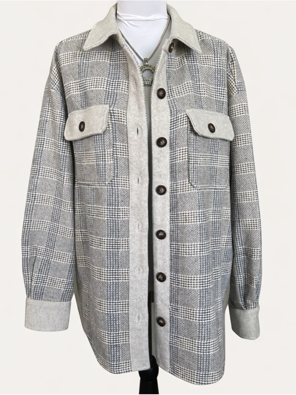 Hem & Thread Plaid Shacket Jacket Gray Cream Butt… - image 2
